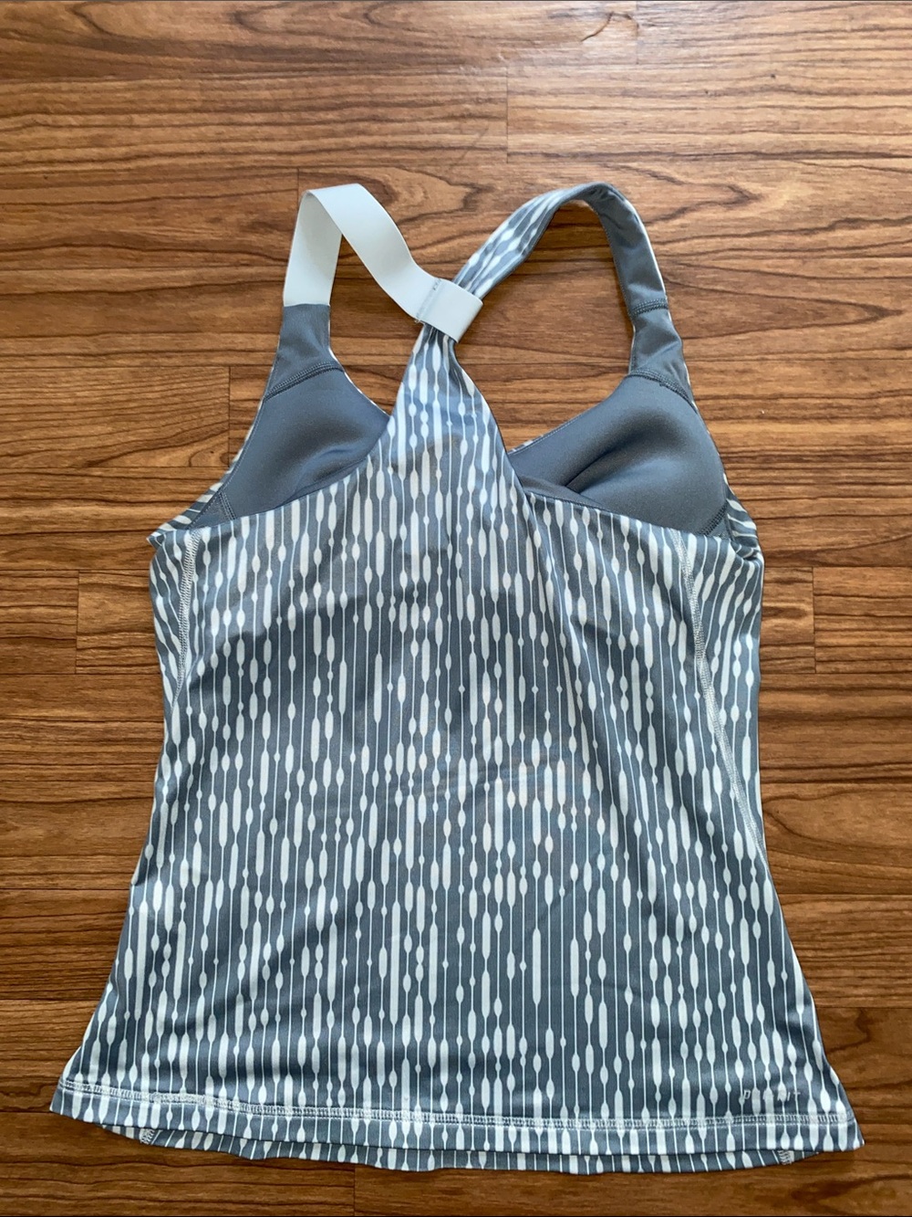 Nike Women’s Gray Patterned Racerback Tank - Picture 3 of 5